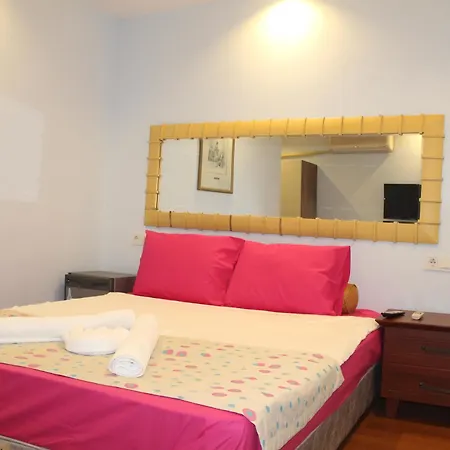 Hotell Gvar 3*
